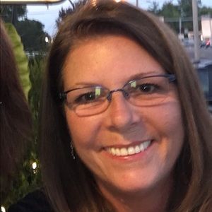 Meet your Posher, Debra